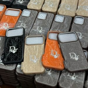 iphone17/17pro ケース ディオール dior風 iphone ケース iphone16/16promaxケース ハイ ブランド iphoneケース 人気ブランド 女子