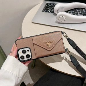 プラダ アイフォン17/17プロ ケース prada スマホ ショルダー iphone16/16plus ケース カード 収納 ハイ ブランド iphone15/14 ケース ブランド メンズ iphone13/13pro ショルダー ケース ブランド