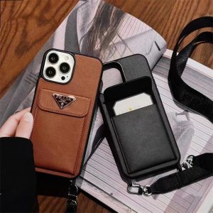 プラダ iphone17/17air/16/16plus ケース コピー スマホショルダー 人気ブランド メンズ iphone15/15pro ケース 背面 収納 ブランド prada スマホケース iphone14/13/12 ケース お揃い