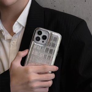 iphone16/16promax ケース シンプル iphone15 ケース 大人 可愛い iphone15pro ケース おしゃれ iphone14/14プロマックス ケース レザー メタリック iphone ケース お 揃い カップル