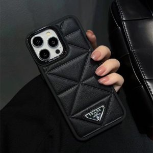 プラダ iphone ケース トップステッチ iphone17/17pro ケース おしゃれ メンズ prada携帯ケース iphone16/15/14ケース お揃い カップル iphoneカバー ブランド パロディ