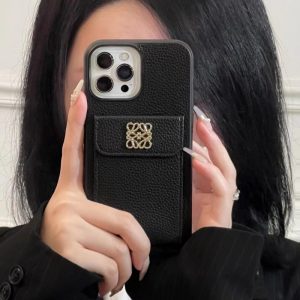ロエベ iphone17/17pro ケース カード 収納 loewe iphone16/16pro ケース iphoneケースおしゃれ メンズ レディース iphone15/16plus ケース ハイ ブランド アイフォン14/13/12/11 ケース おすすめ