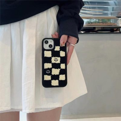 iphone16/16pro ケース もこもこ iphone15/15proケース おしゃれ 韓国 iphone14pro/13/12 ケース かわいい iphoneケース カップル